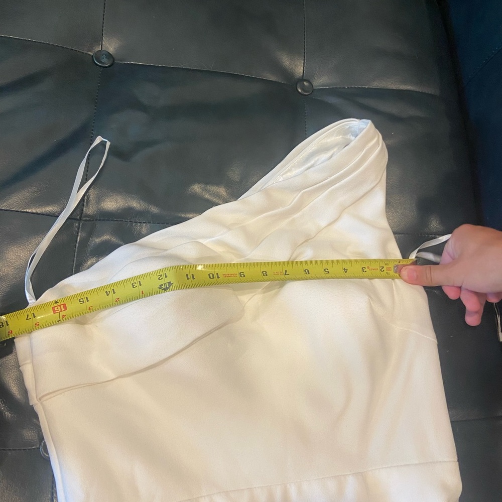 Justin Alexander Signature gown - Picture 5 of 17